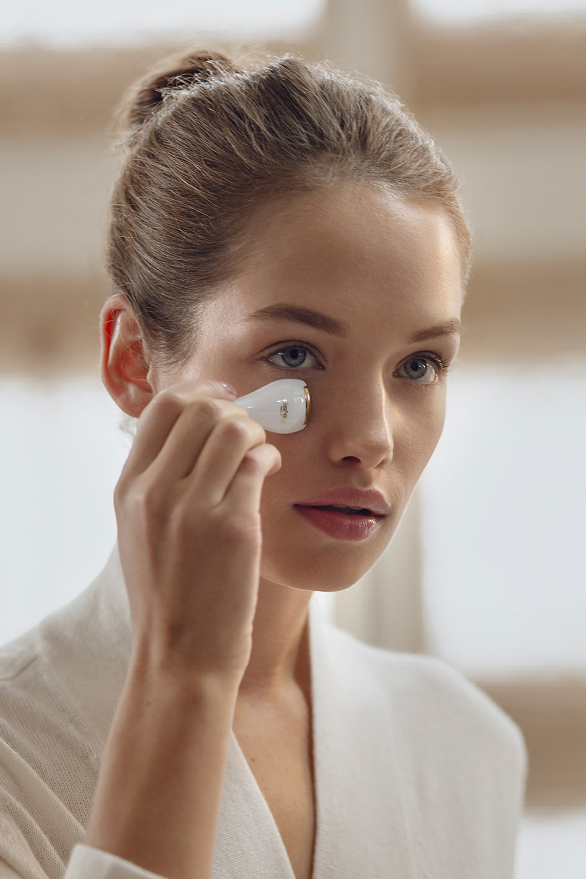 Sisleya L'intégral Anti-Age Eye Contour Cream