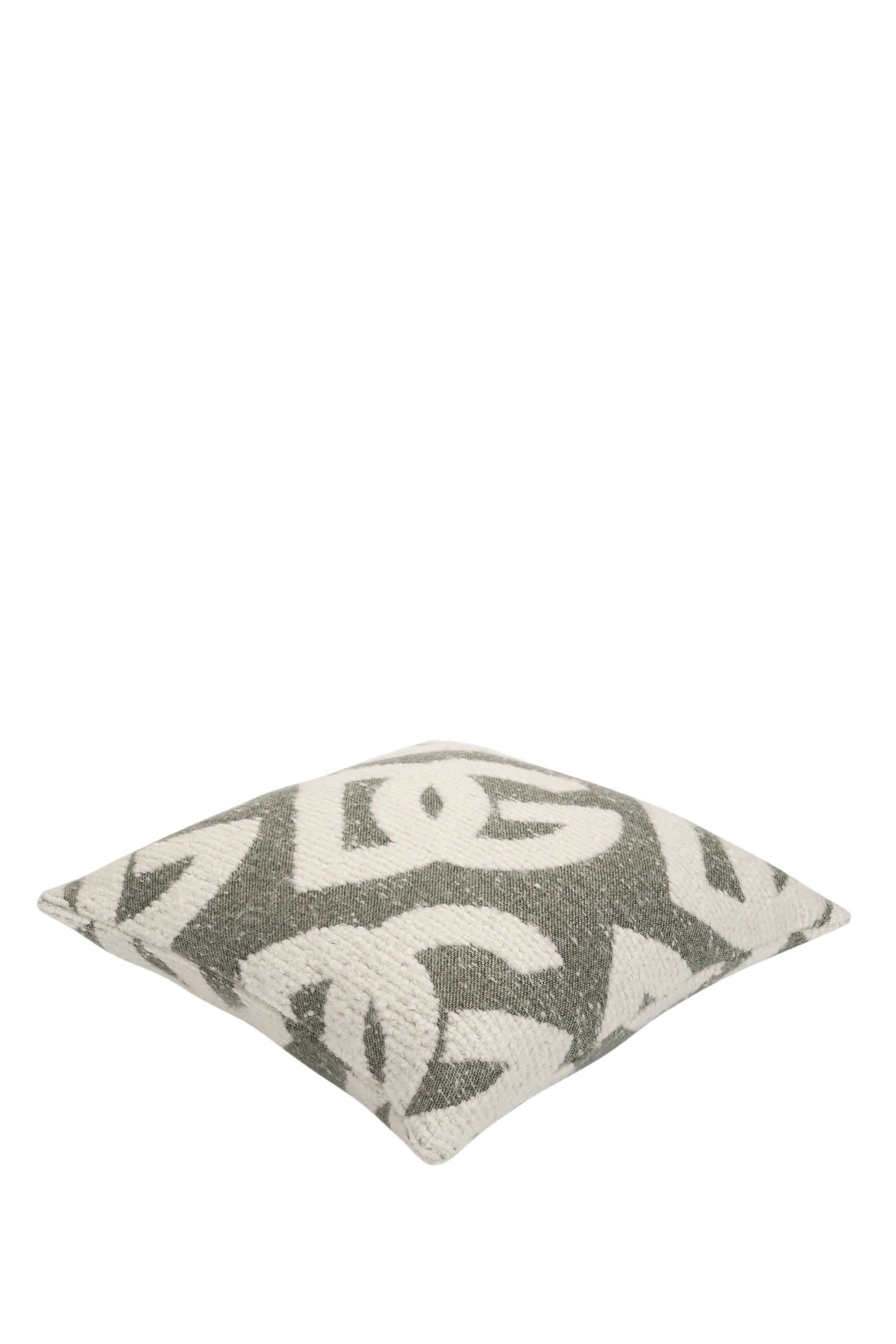 Jacquard Boucl&eacute; Cushion