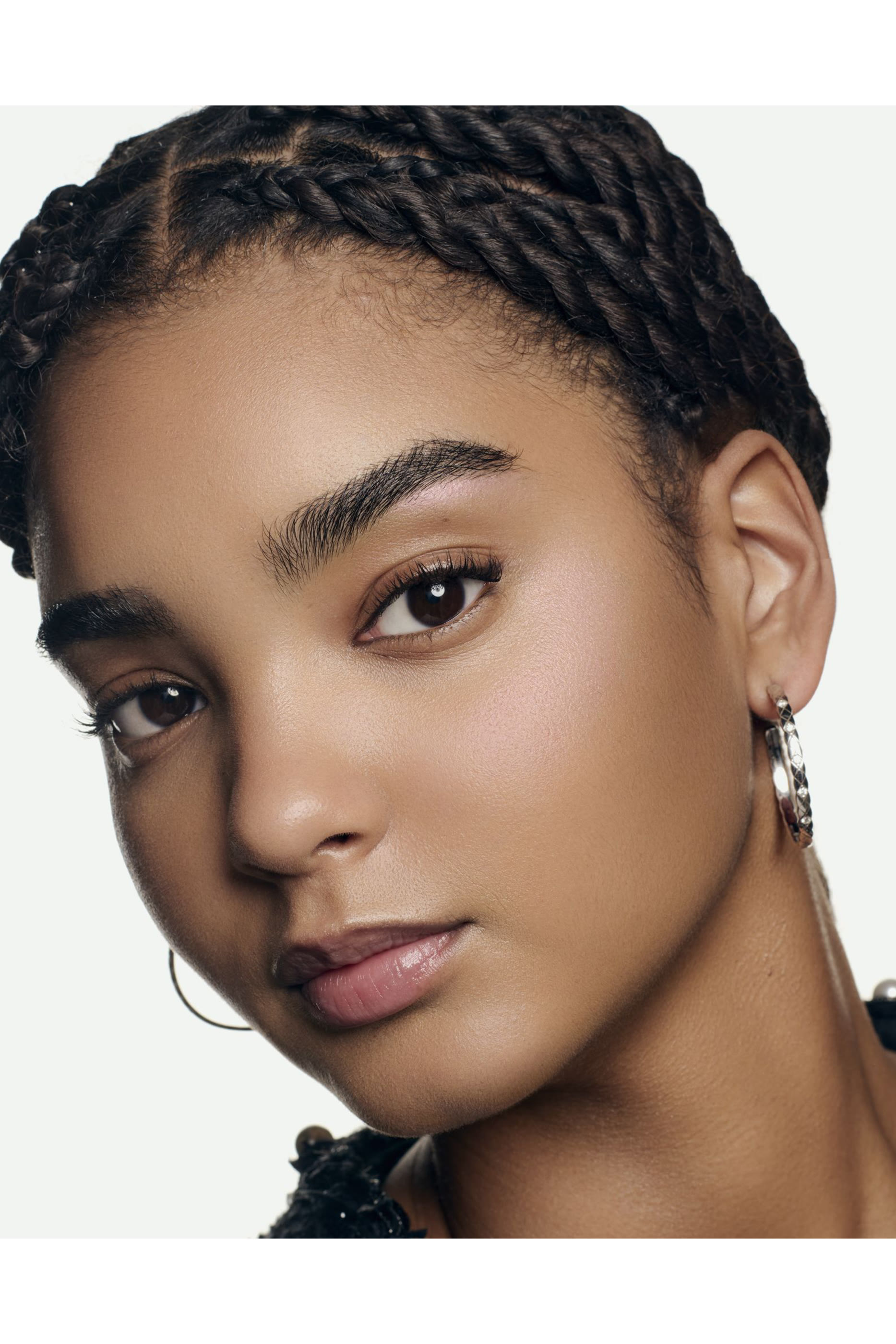 Les Beiges Healthy Glow Highlighter Exclusive Creation &ndash; Fresh Liquid Highlighter