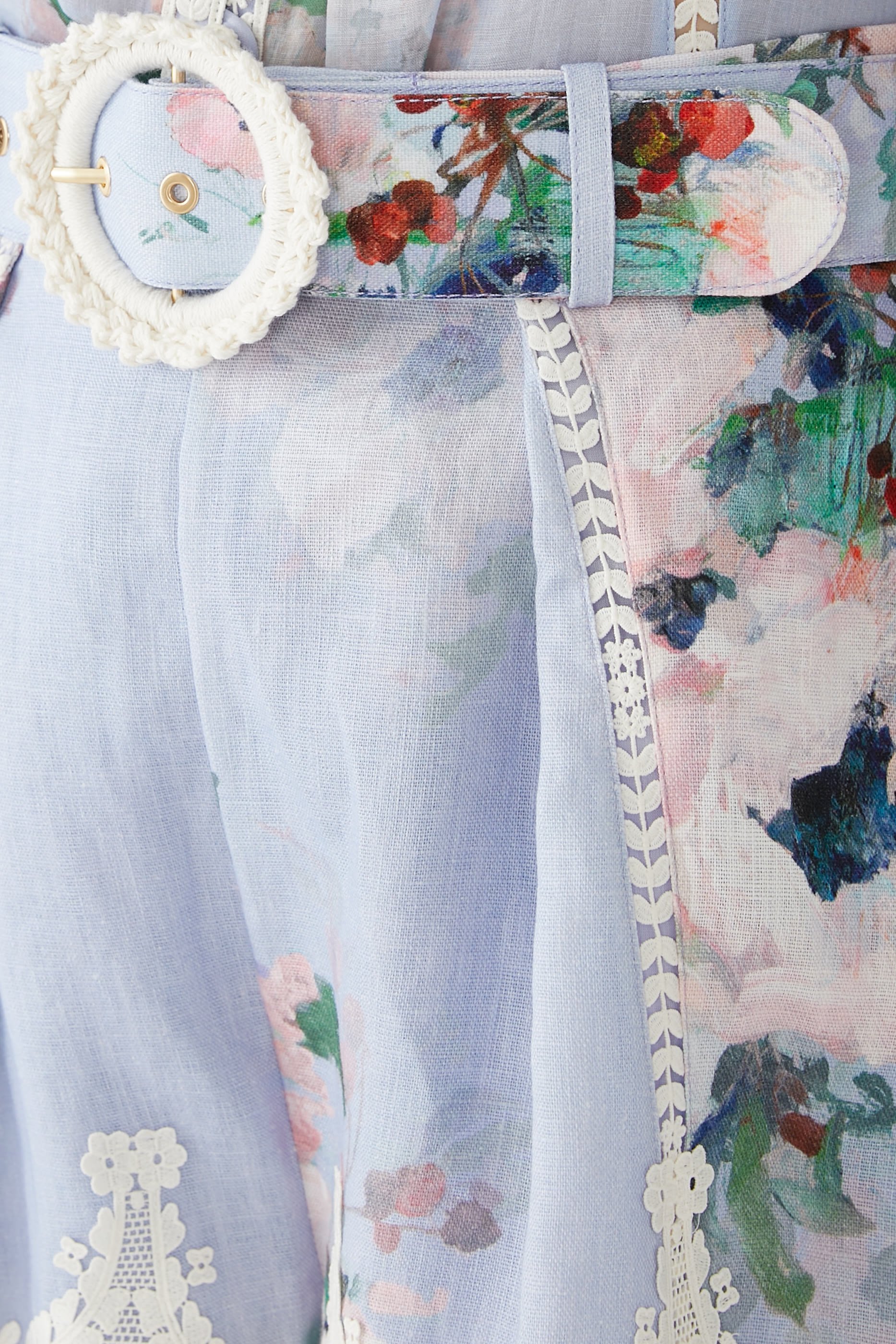 Everley Lace Trim Tuck Short