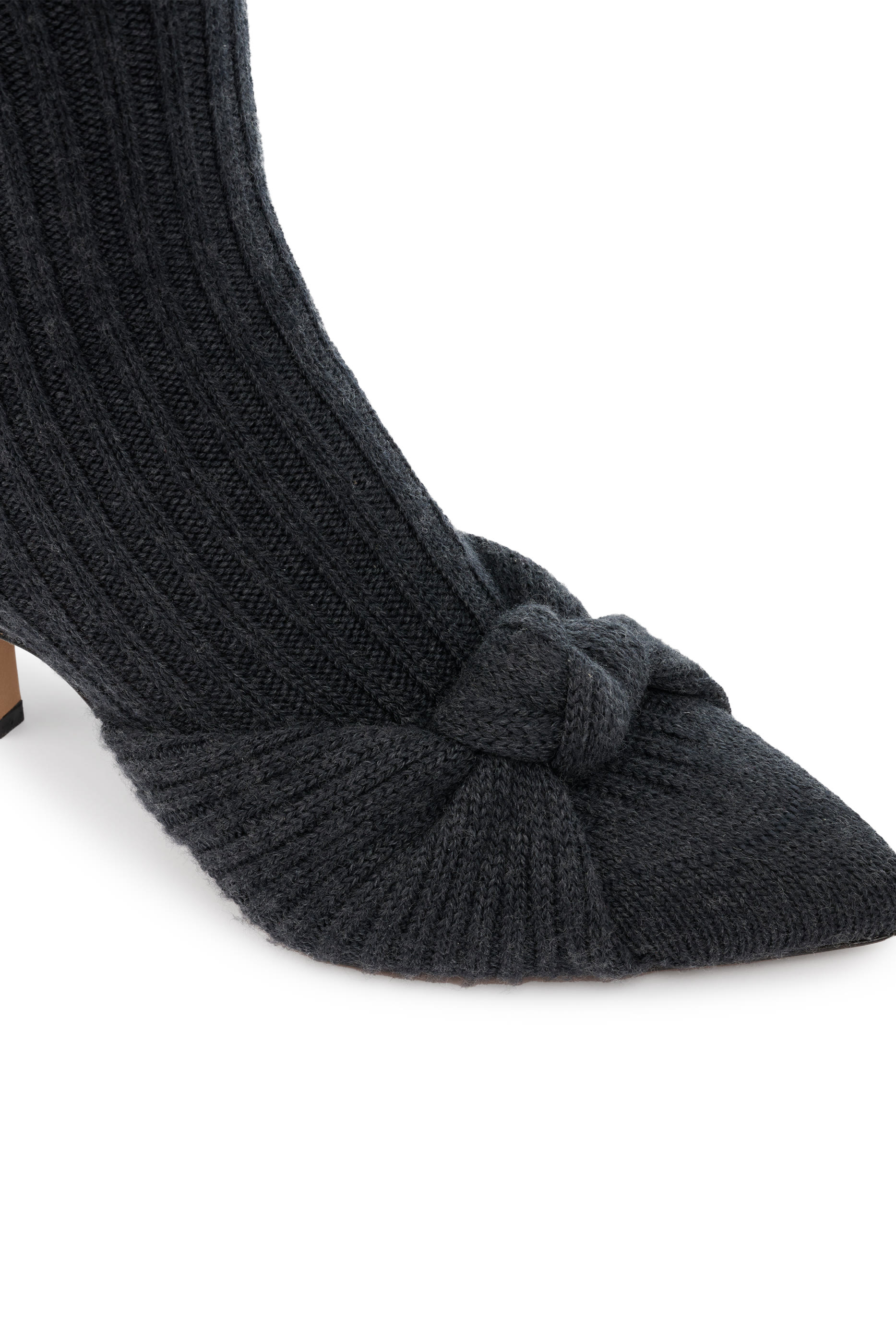 Ribbed Ankle Boots