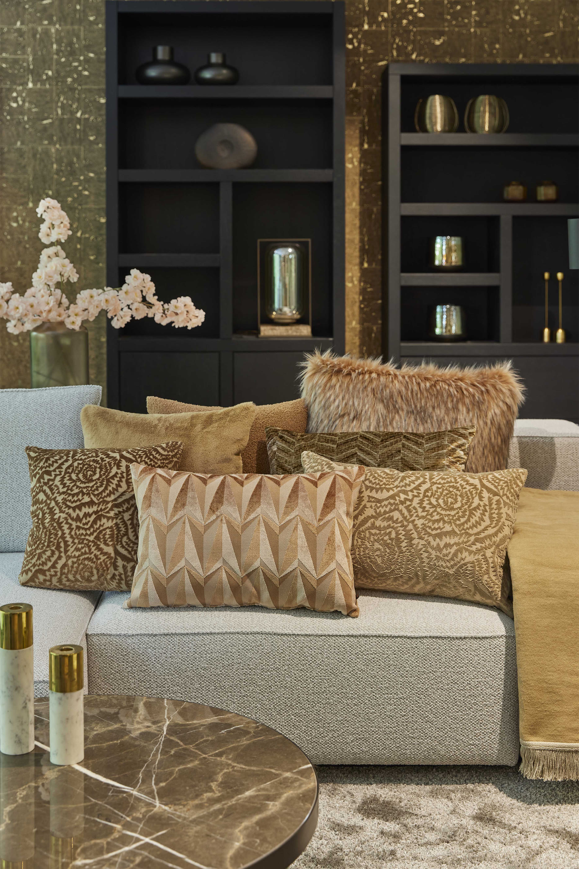 Dinandi Throw Cushion