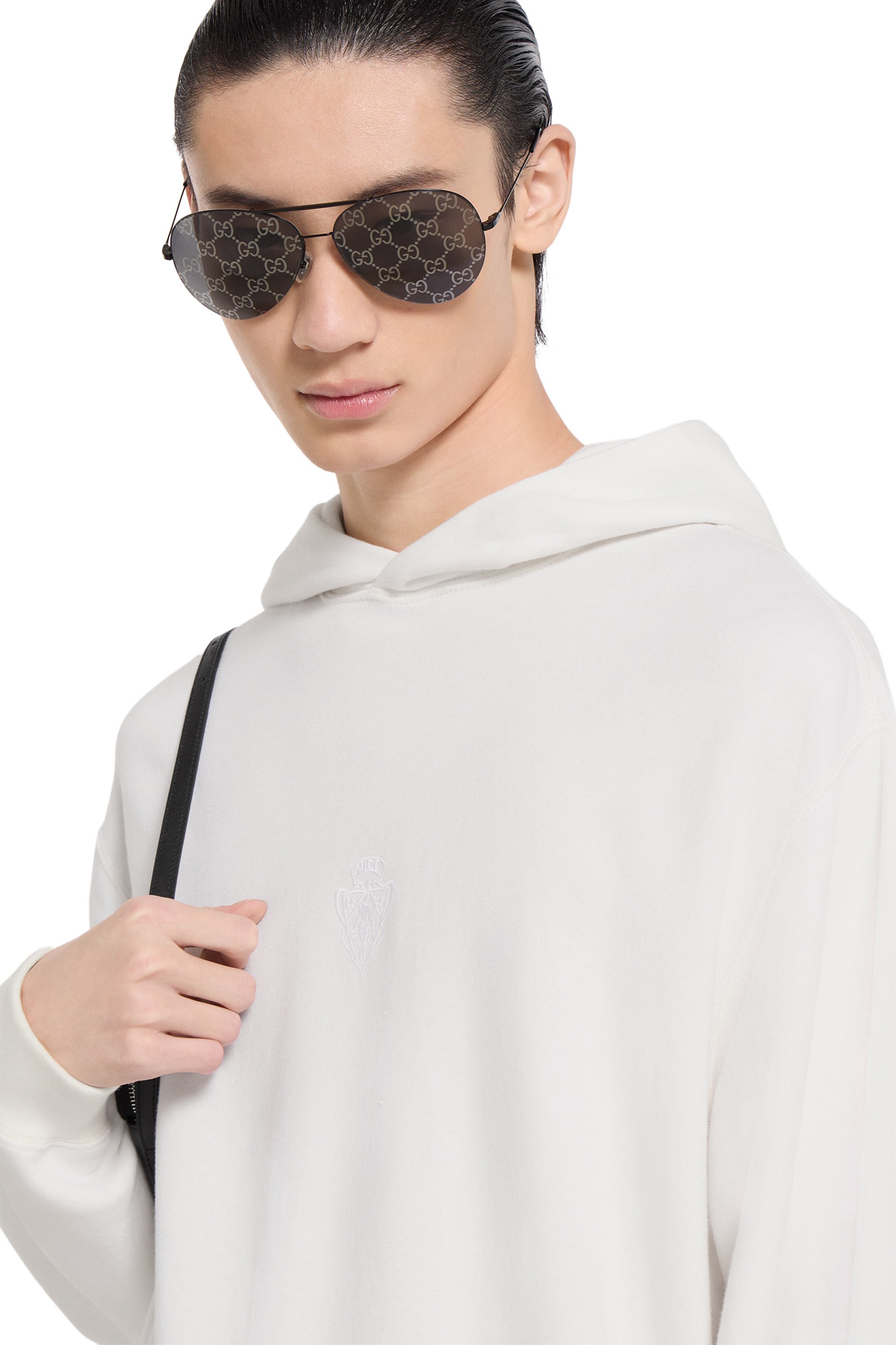 Crest Embroidery Sweatshirt