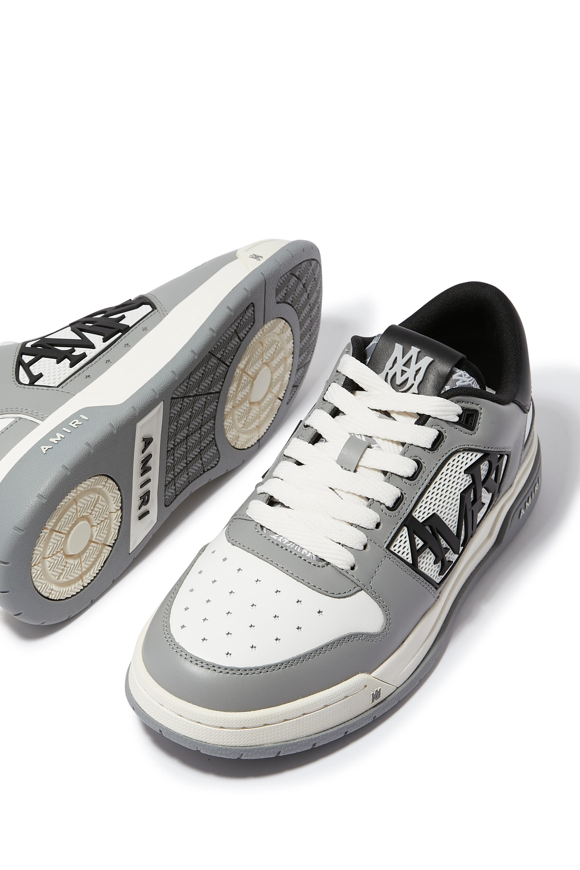 Classic Low Sneakers