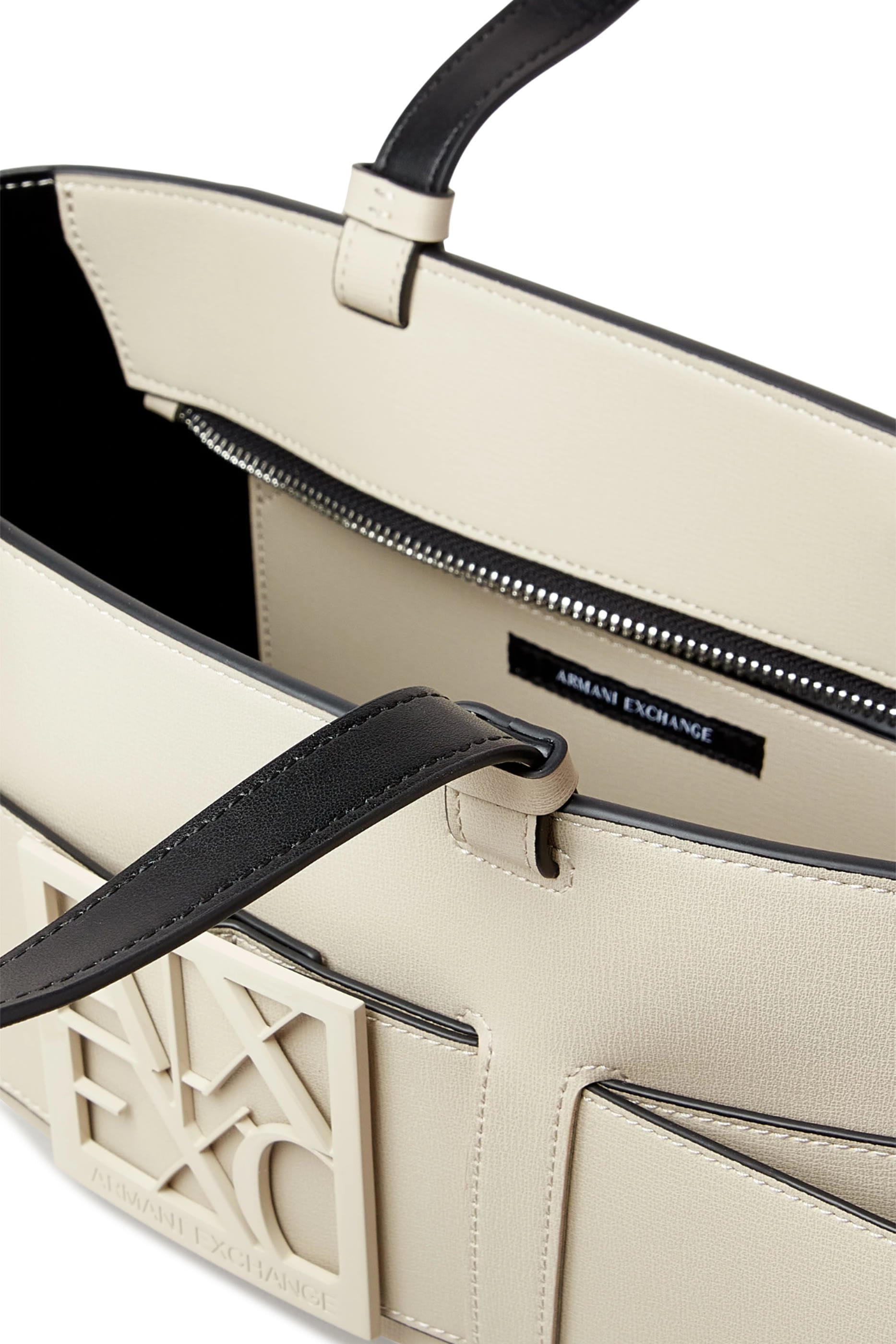  Susy Tote Bag with Metal Logo