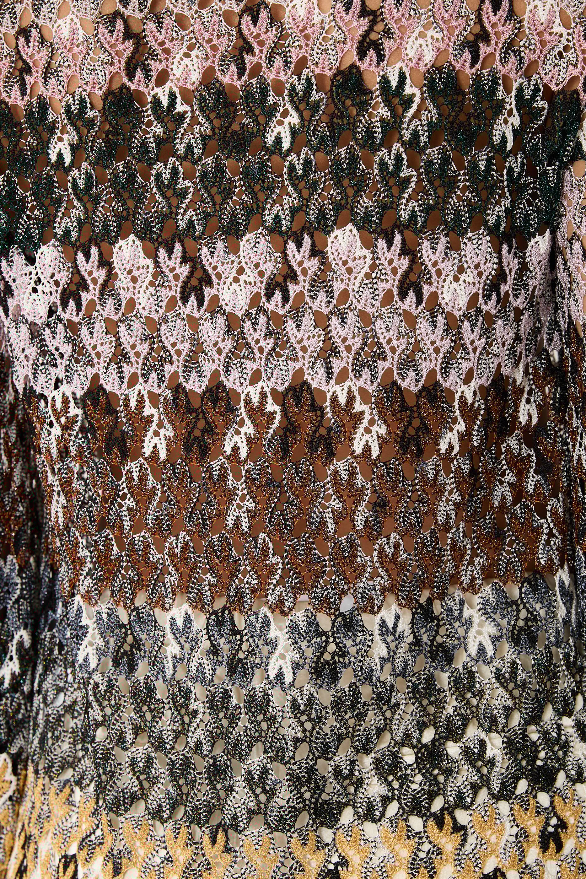 Crew Neck Blouse in Embroidered Lace