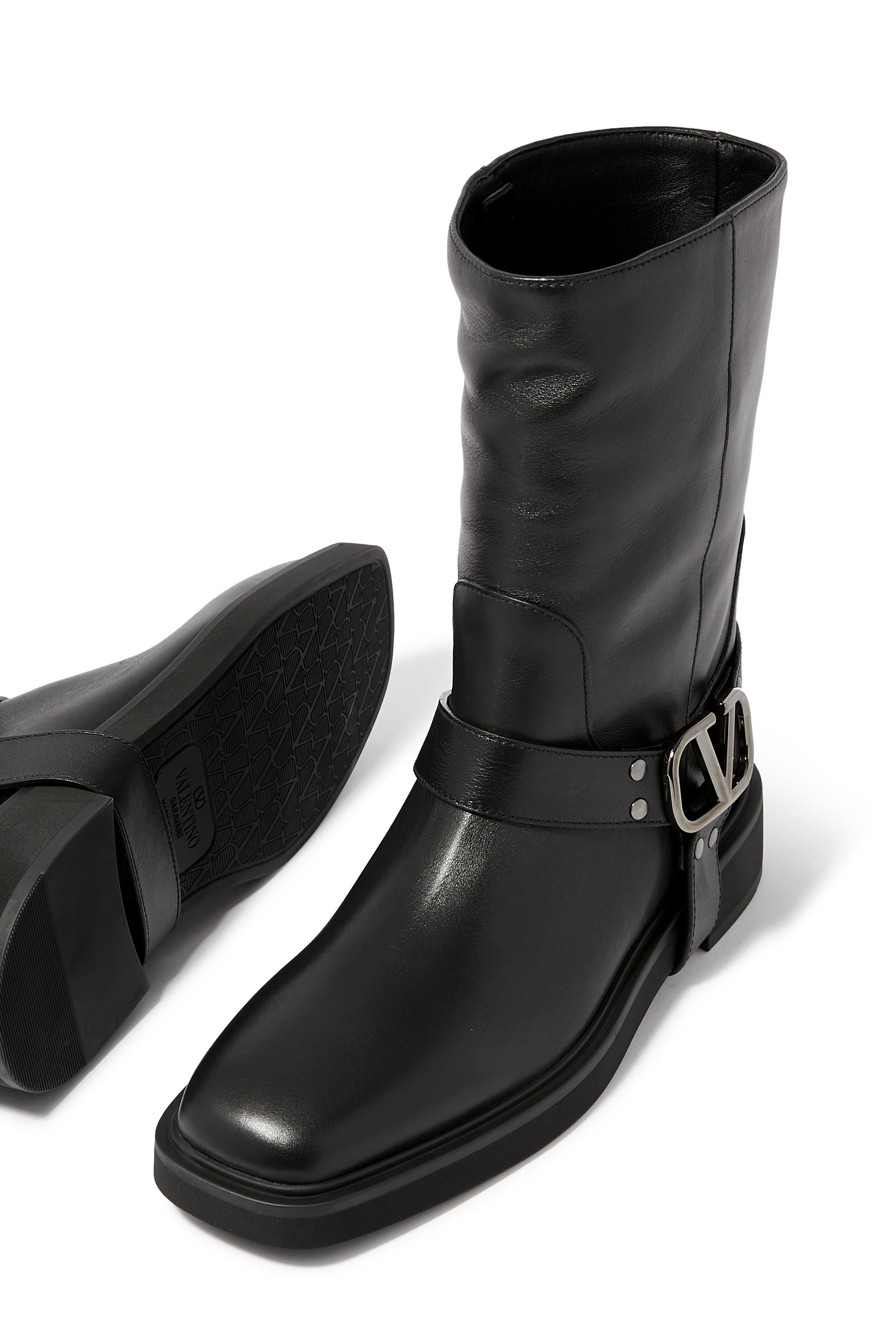 VLogo Signature Short Boot