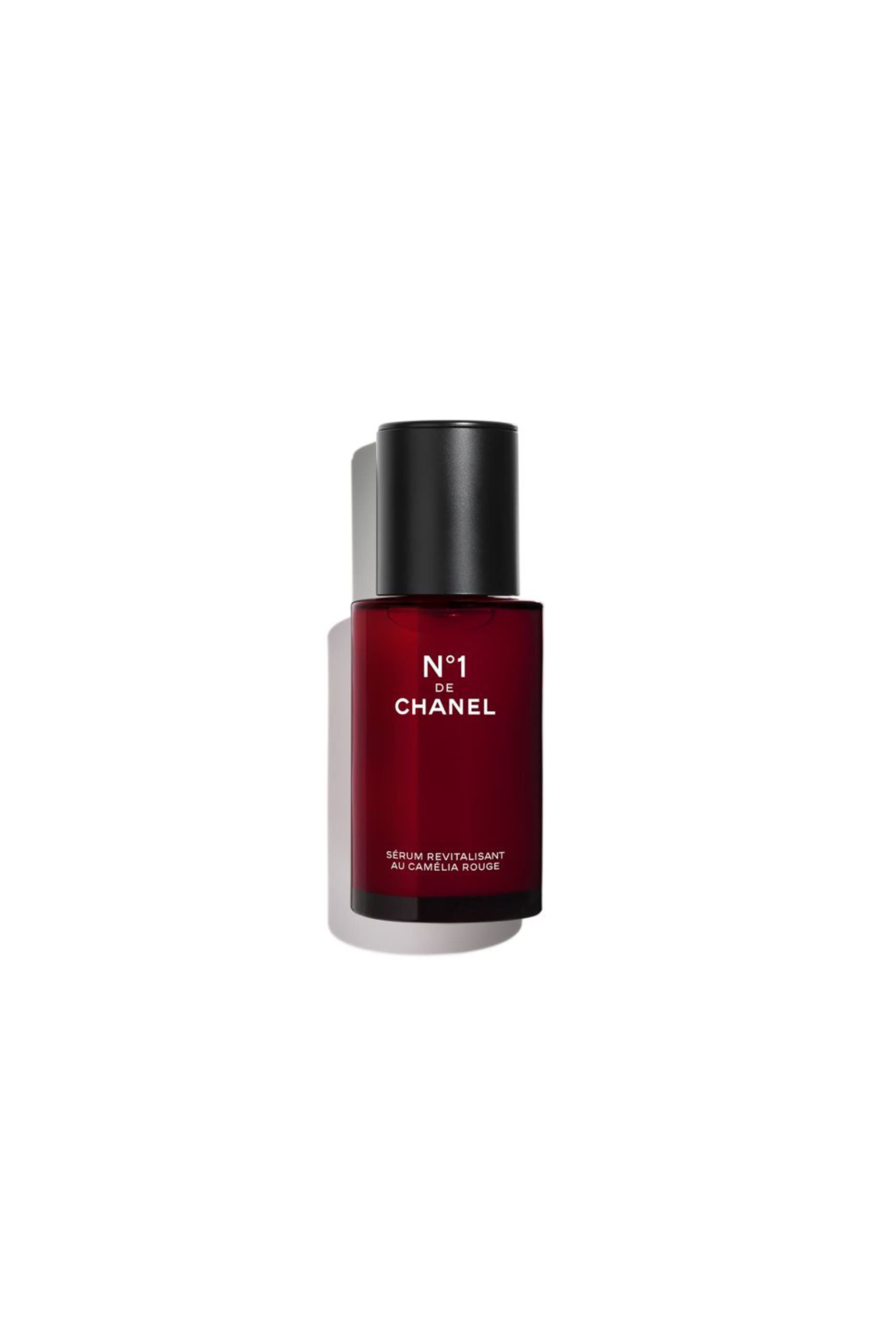 N&deg;1 DE CHANEL REVITALISING SERUM Prevents And Corrects The Appearance Of The 5 Signs Of Aging