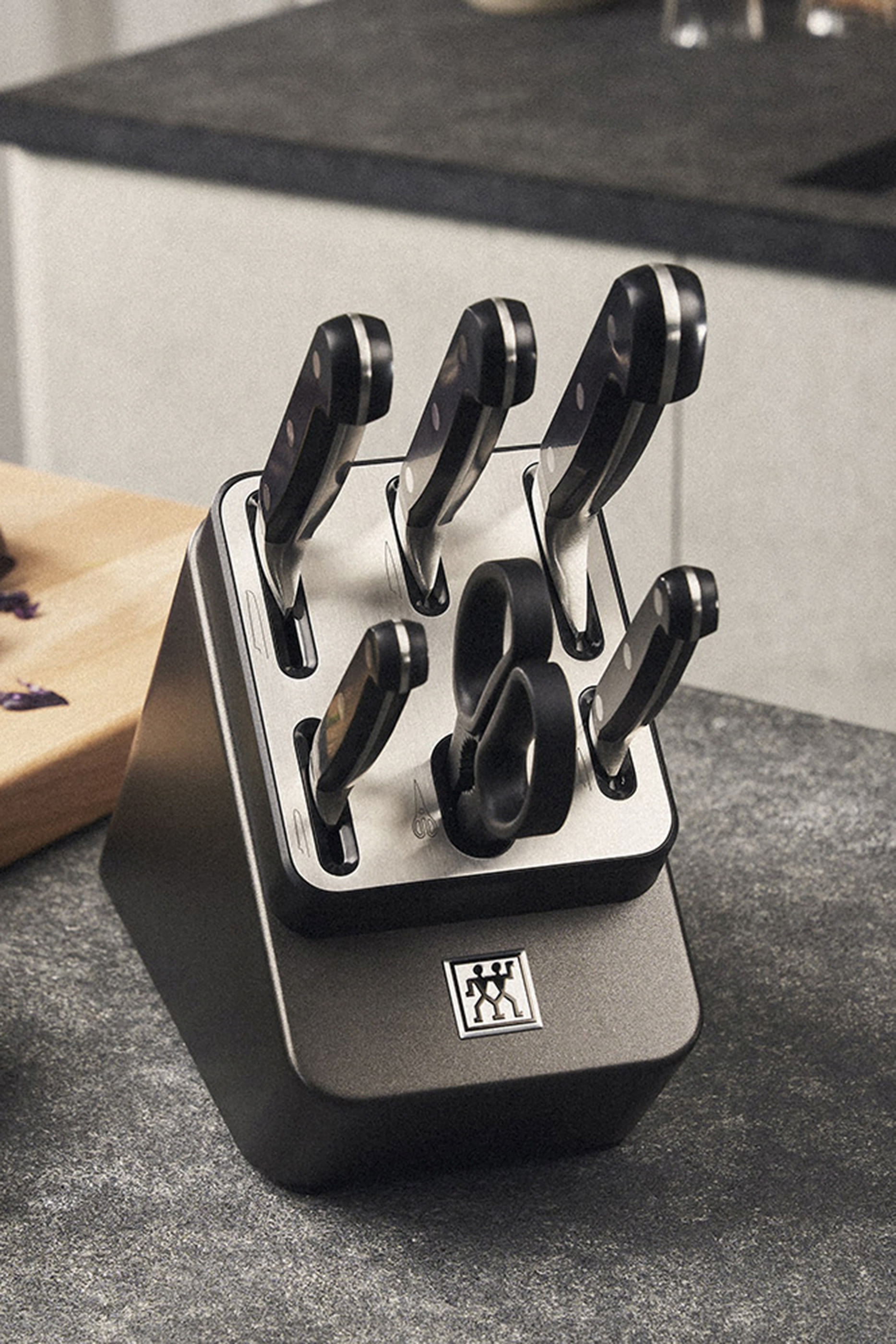 Professional S Self-Sharpening Knife Block Set