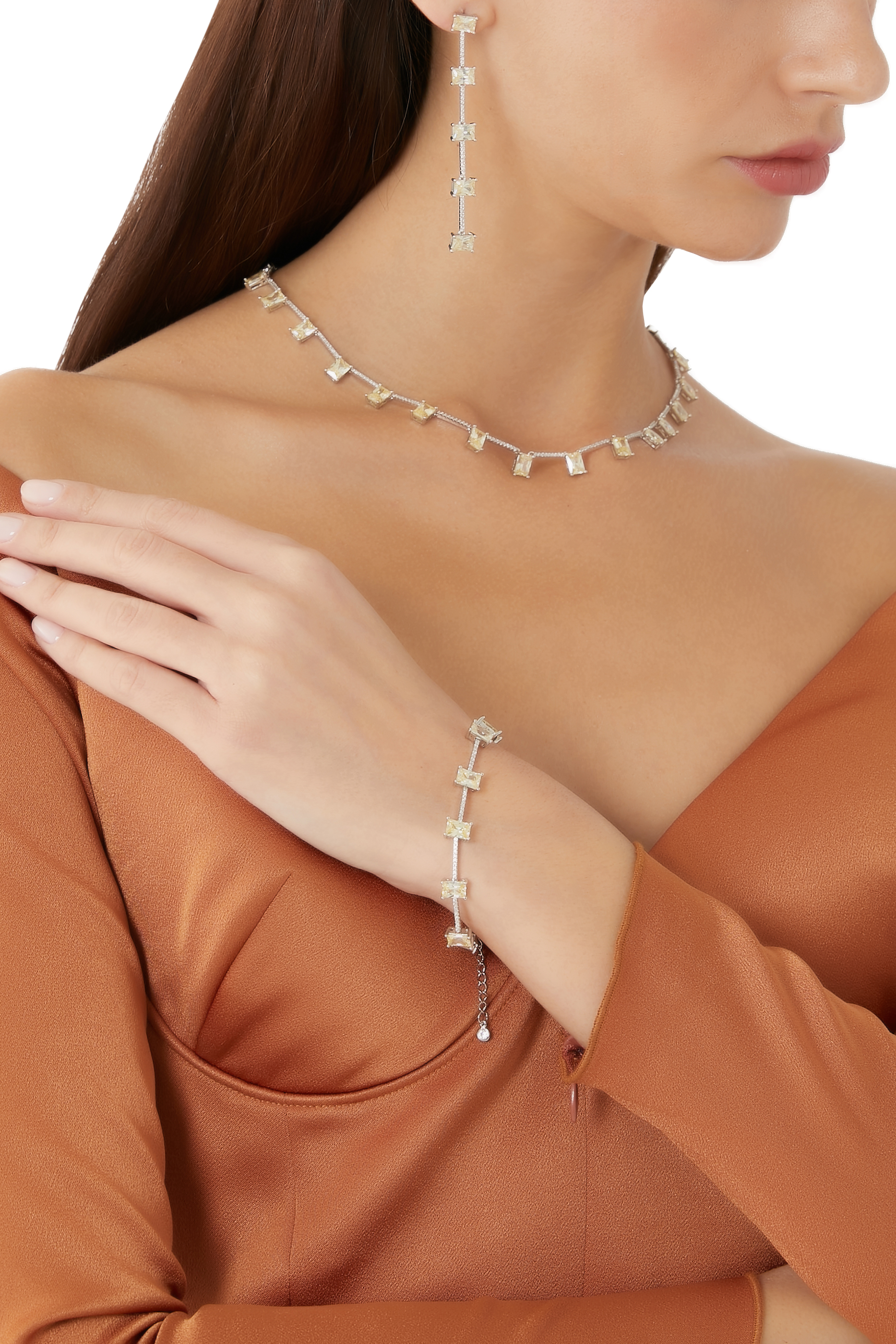 Horizontal Emerald Cut Station Bracelet